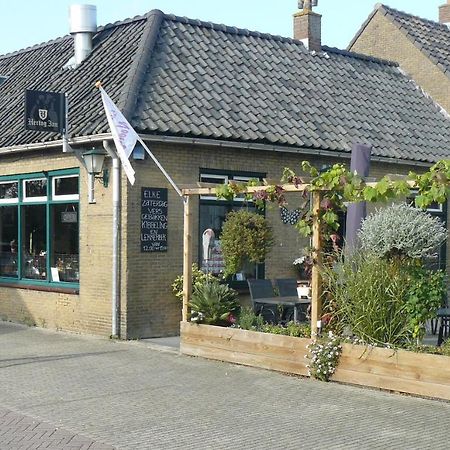 Eetcafe/Pension Nooitgedacht Strijen 外观 照片